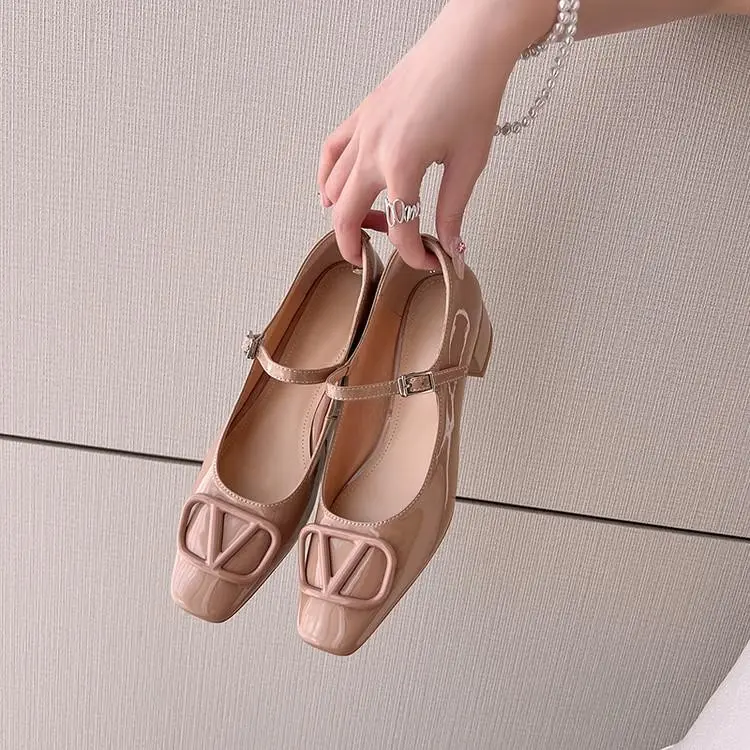 Is It Legal to Buy Replica Shoes in China?