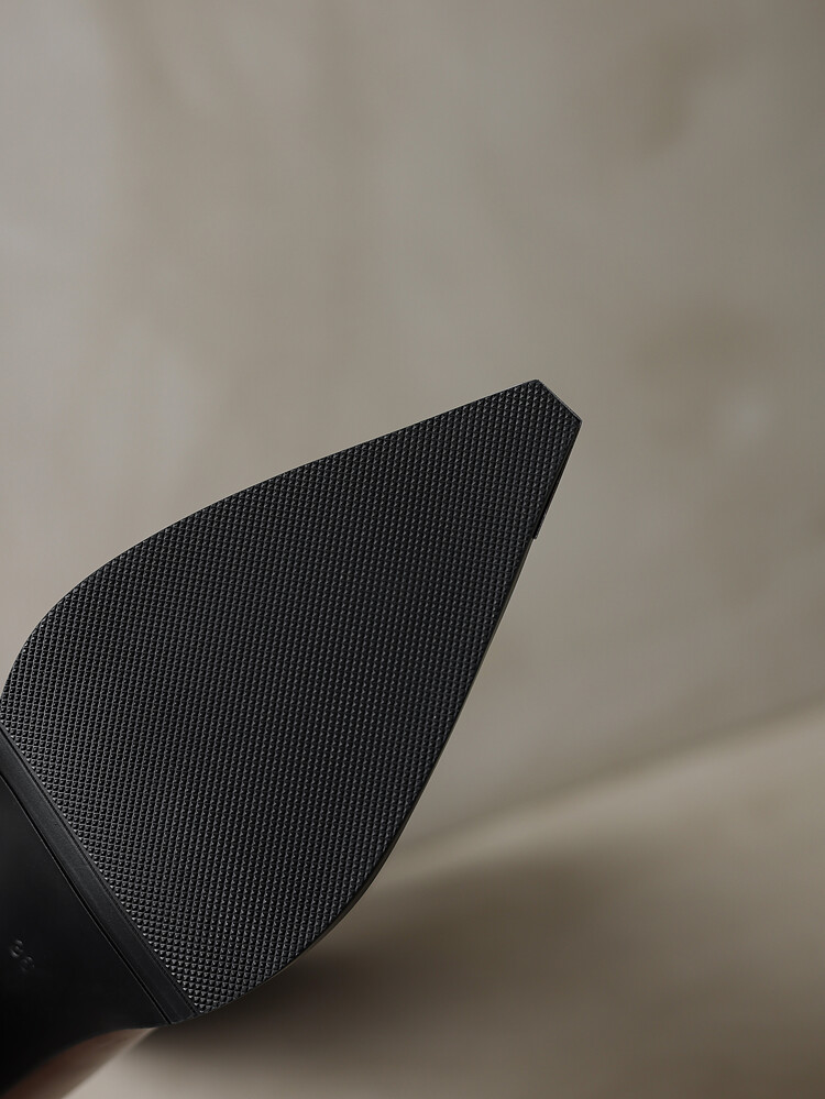 knee-high boots (14)