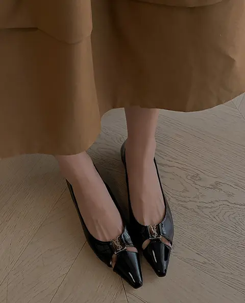 Flat Shoes