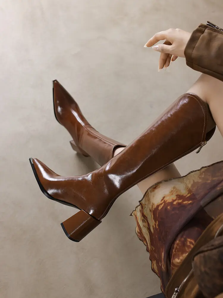 knee-high boots (10)