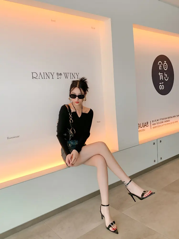 Women's 8cm stiletto pointed-toe sheepskin sandals  (6)