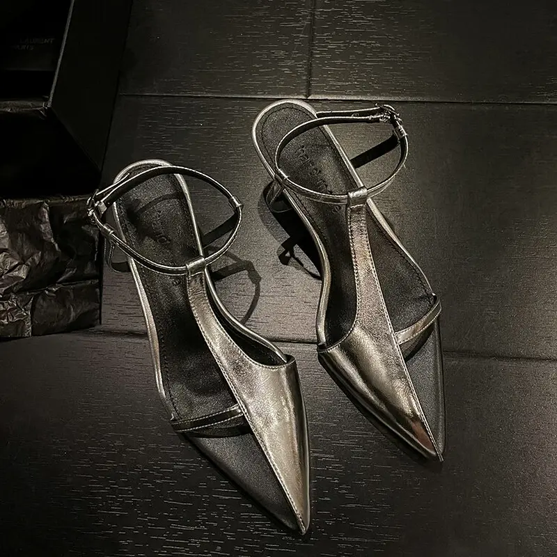 high heel sandal (10).jpg