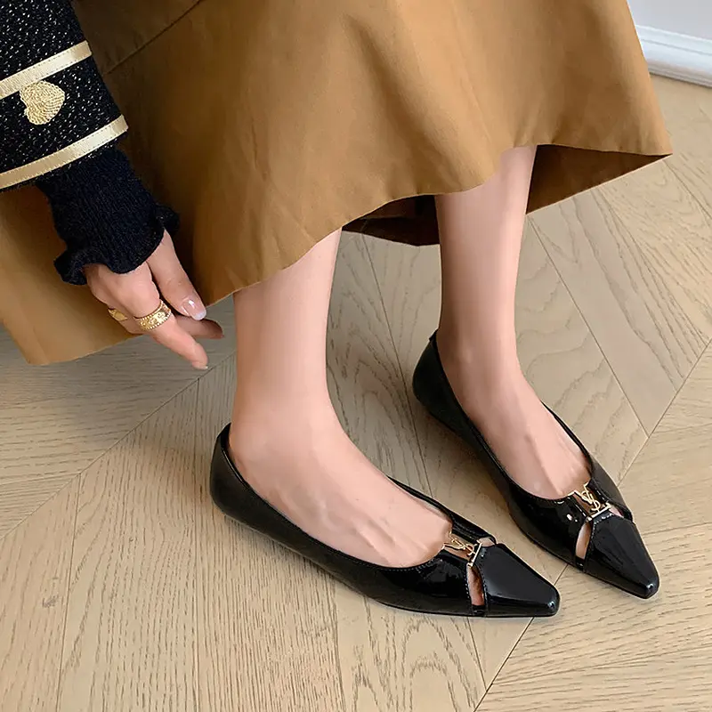 Women's 2025 Metal Buckle Patent Leather Flats (7).jpg