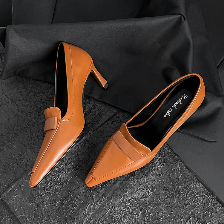 Y-Inspired 6CM Pointed-Toe Leather Office Stiletto Heel Pumps (1).jpg