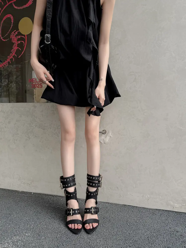 high heel sandal (18)
